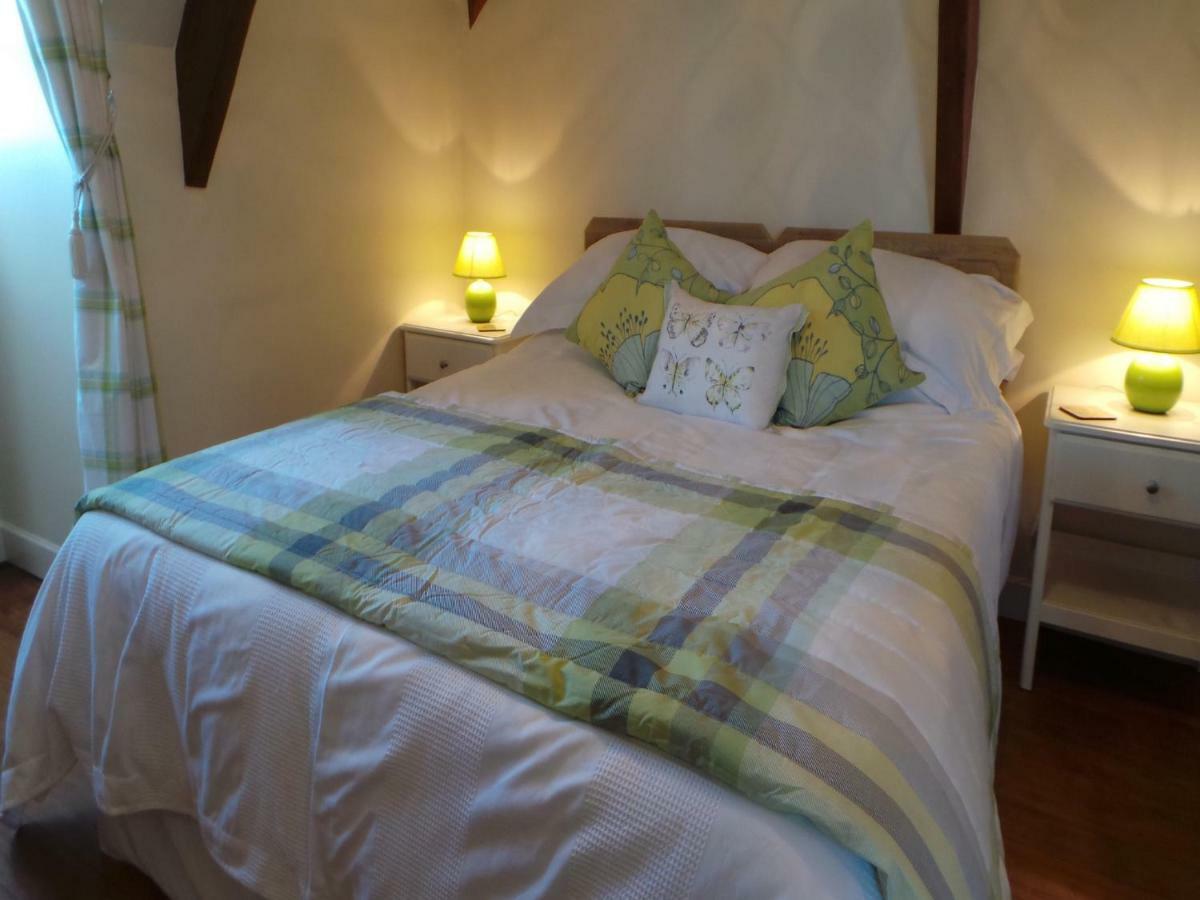 Bed and Breakfast Le Montaigne à Saint-Alvère Extérieur photo